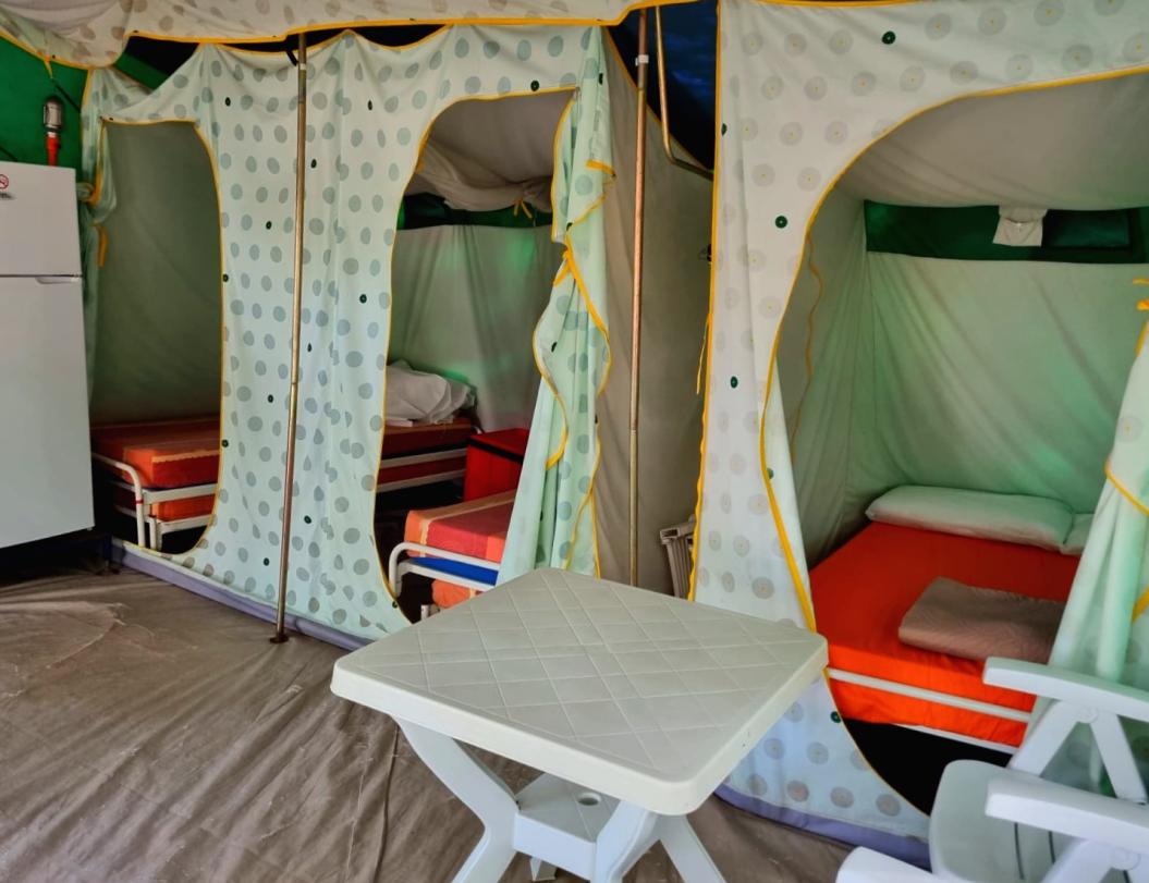 camping-isarenas en equipped-tents 011