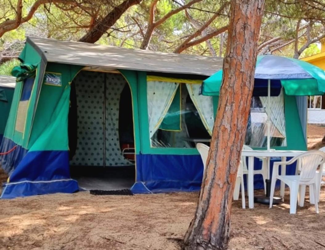 camping-isarenas en equipped-tents 013